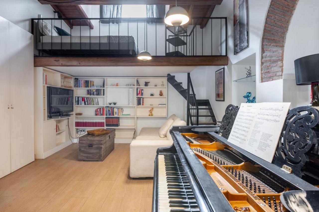 Musician Apartment Colosseo With Piano 로마 외부 사진
